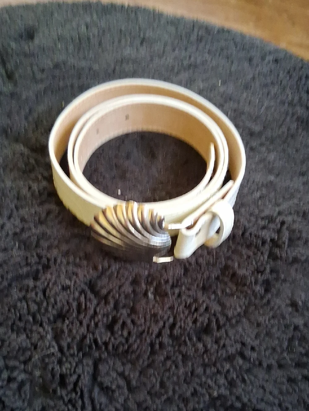 White Shell Belt - Picture 2 of 4